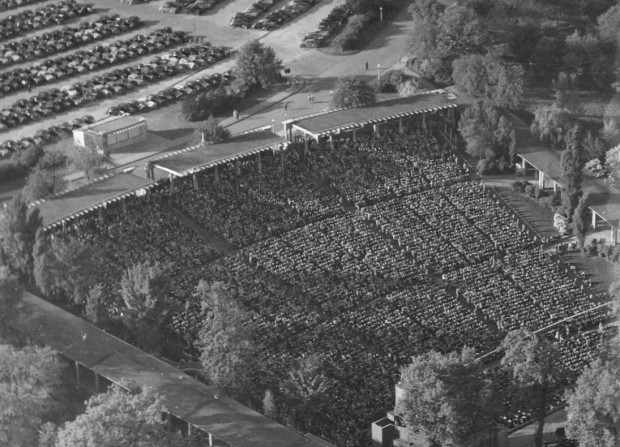 Easter 1946